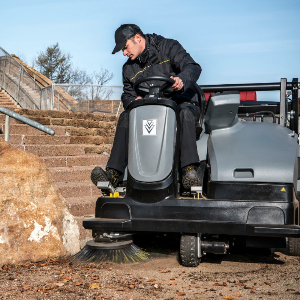 Karcher KM 125/130 R G +KSSB Ride On Sweeper | 0.300-218.0